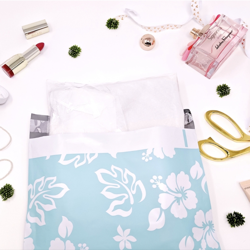 25 10X13 Poly Mailers Floral - Picture 2 of 2